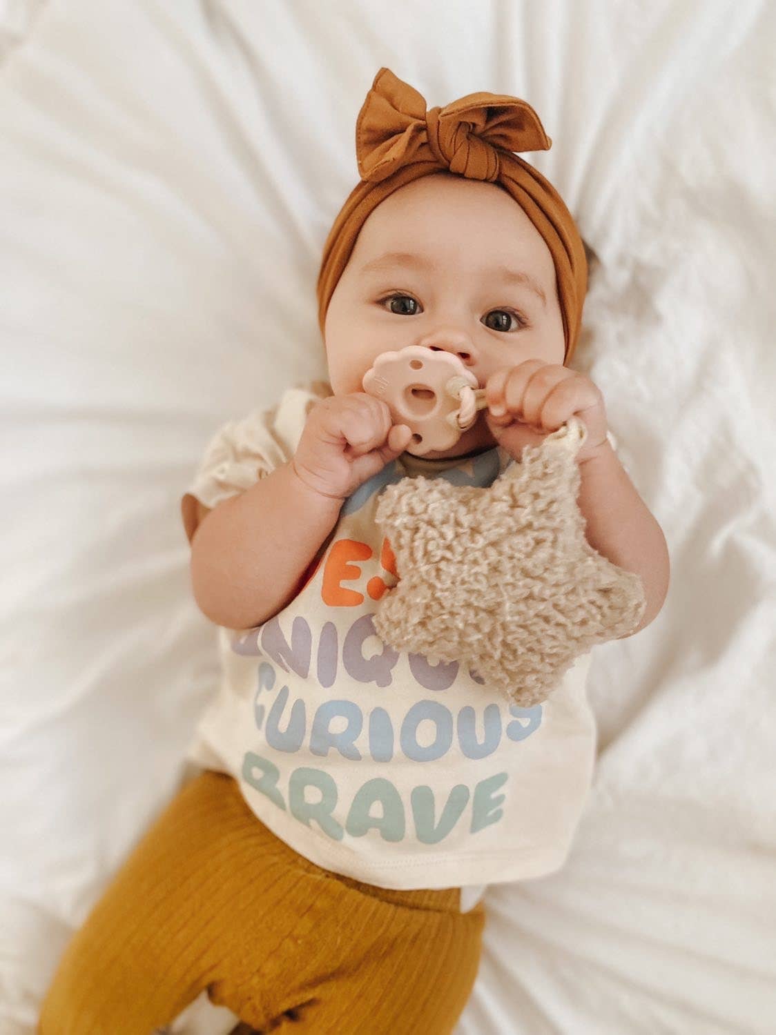 Ali+Oli - Vendita all'ingrosso Molletta per ciuccio - Neonati - Portaciuccio Luna Morbido Giocattolo Coccoloso Finto Sherpa Sabbia7