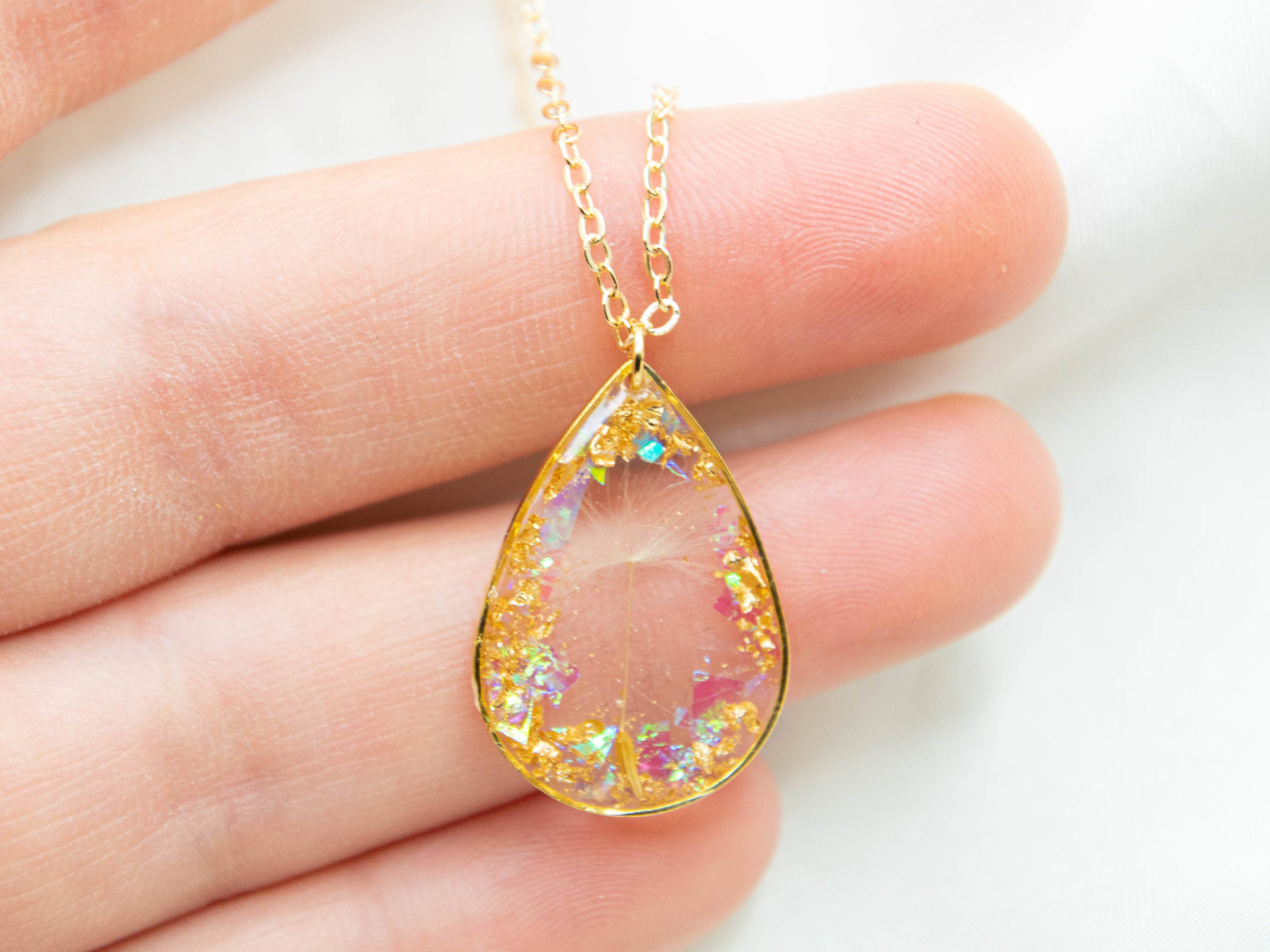 Allie and Posie – wholesale Pendant/charm necklace – Elnora real dandelion iridescent glitter drop necklace3