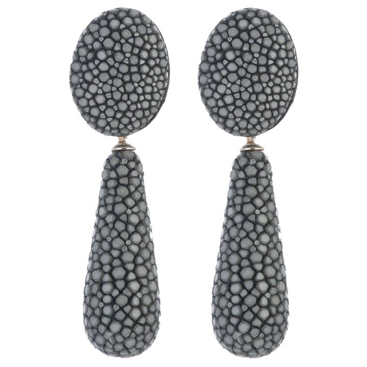 Boucle d'oreille Shagreen pour la vente par VIVO