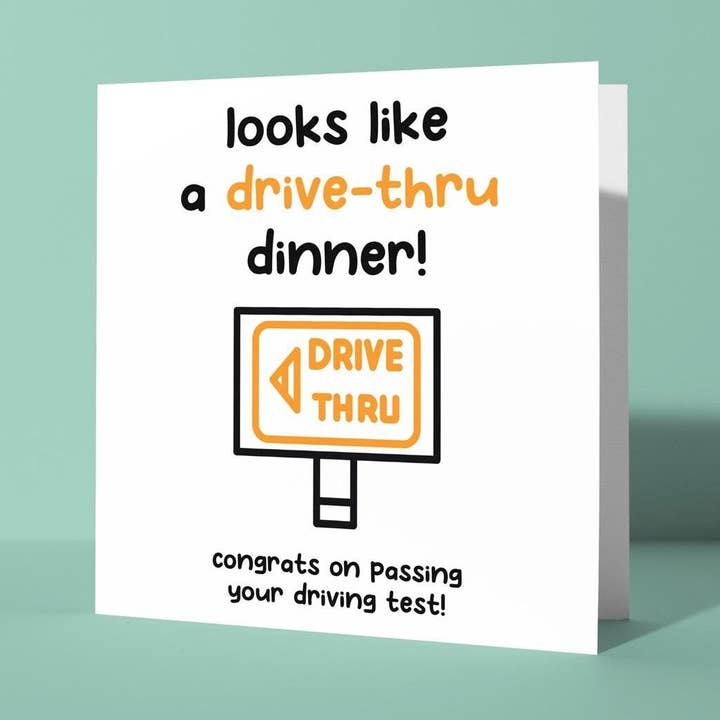 Parece Una Cena Para Llevar - Felicidades Por Aprobar Tu Examen de Conducir Tarjeta para venta al por mayor de Peacock Printing