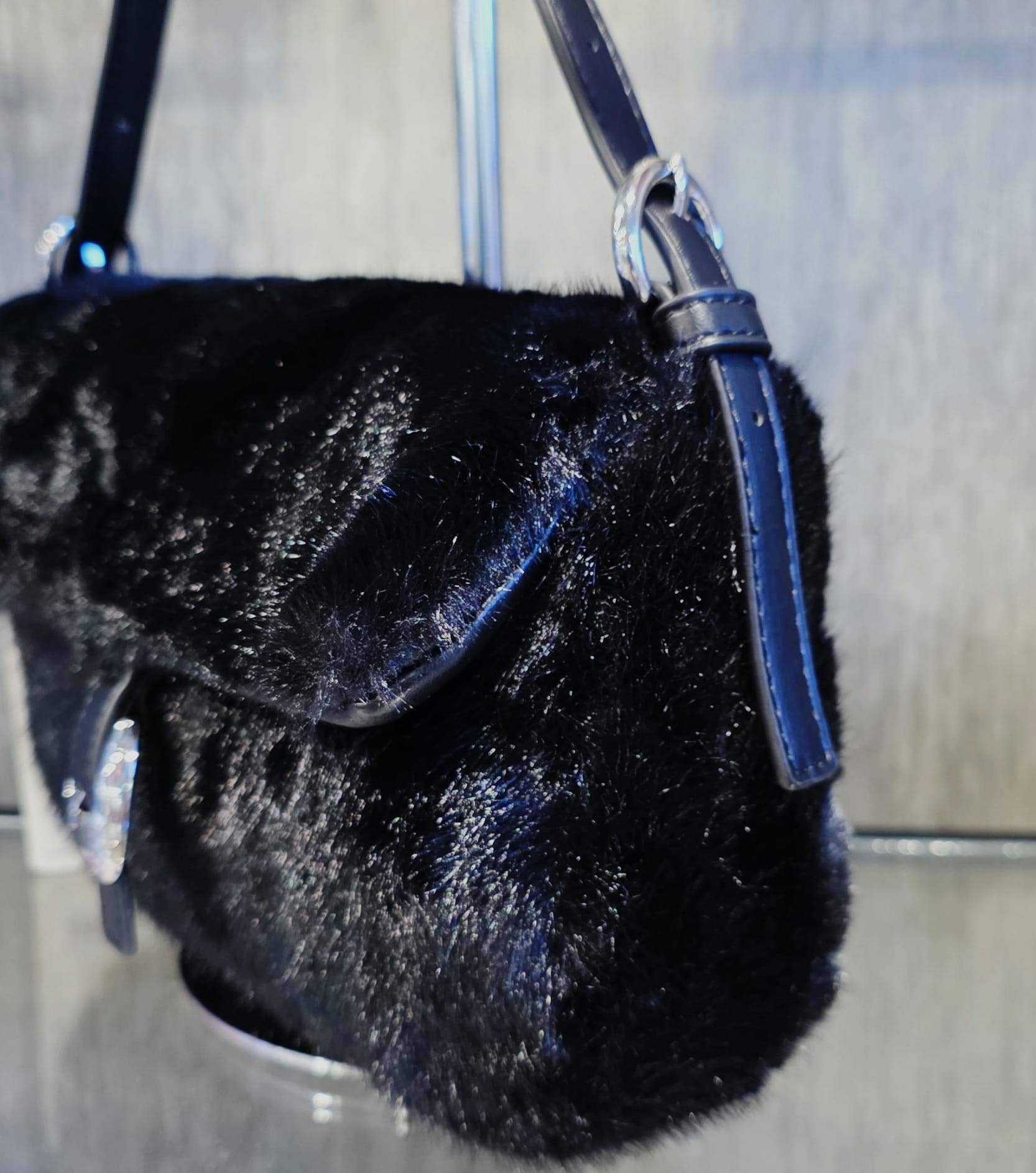 Oblige by G - Vente Sac porté épaule – femme - Sac à bandoulière en fausse fourrure 6164714