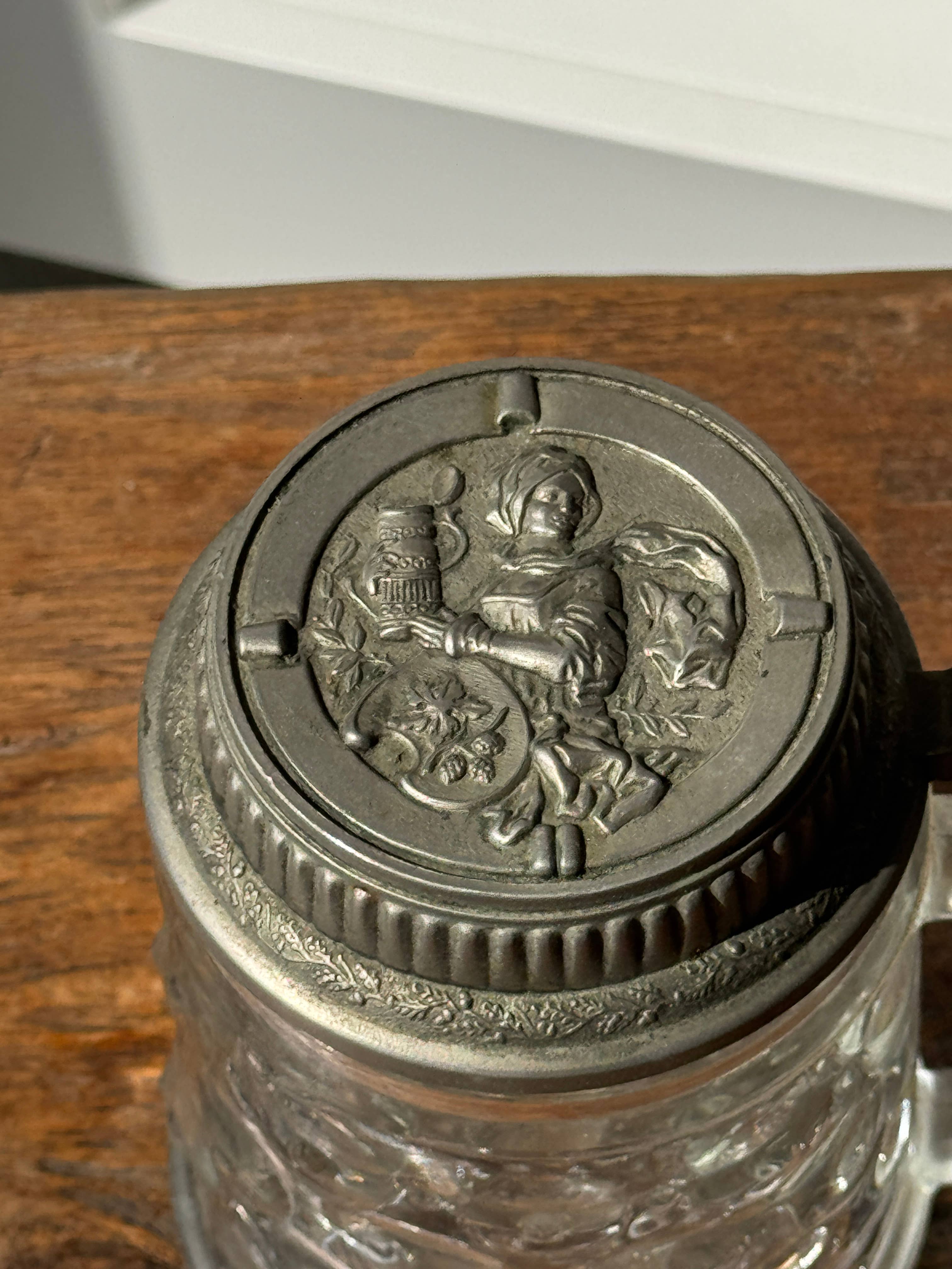 Office Objets - Wholesale Beer Glass/Mug - Alsatian beer mug with figurative pewter lid8