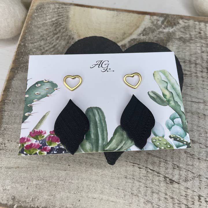 Gold Heart Stud With Black Fantail Mosaic Duo Stud Pack for wholesale by Arrow Girl Designs #———>