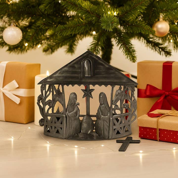 Beyond Borders - Wholesale Nativity Scene Decor - Large 3D Manger Scene1