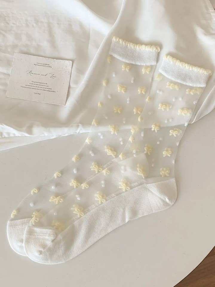 🧦🎀 Sokken Kousen met geborduurde strikken voor wholesale door Marc JoJo