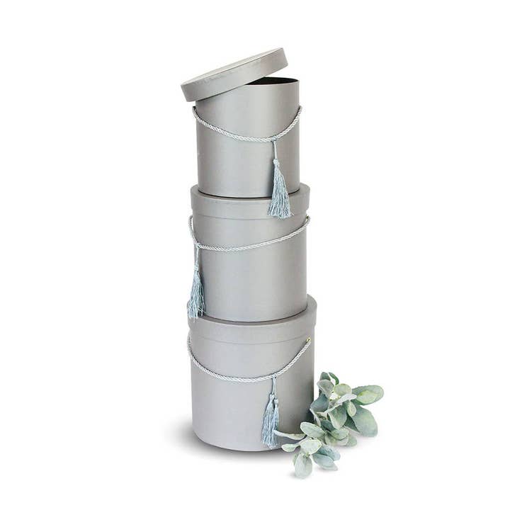 UNIKPACKAGING – wholesale Gift box – Set of 3 Round Flower/Gift Boxes with Tassel Detail25