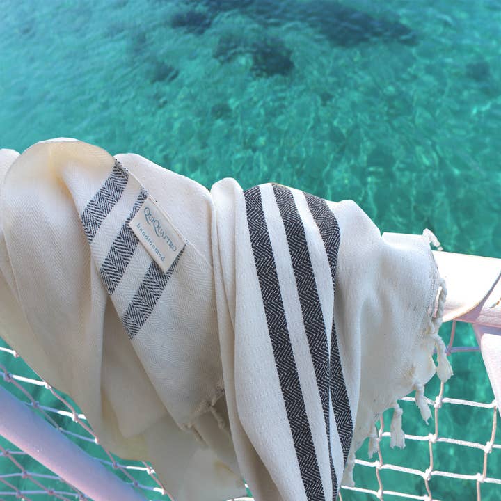 Elegant White Turkish Towel for wholesale by QUIQUATTRO LLC