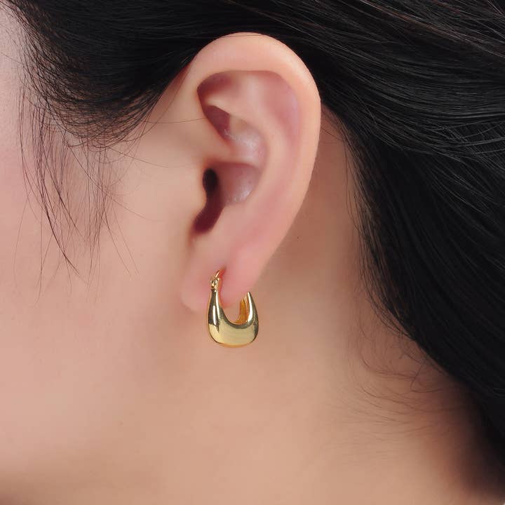 Aim Eternal - Wholesale Hoop Earrings - 24K Gold Filled Dome Square Latch Hoop Earrings | T-211