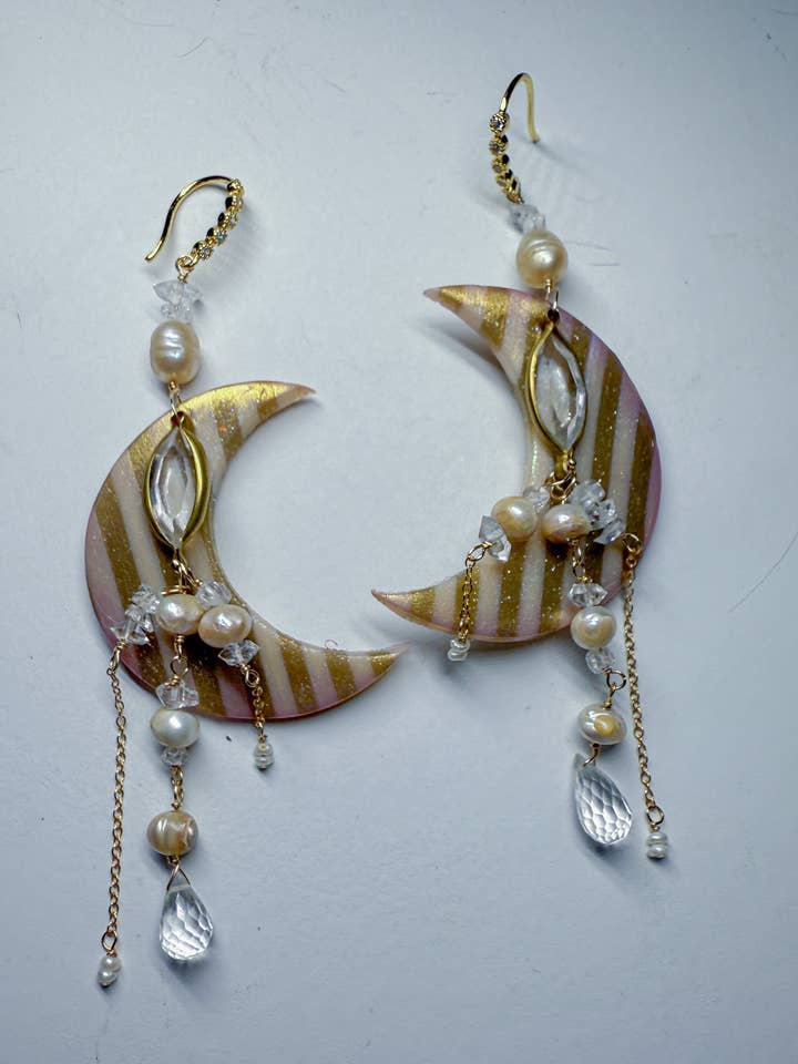 Måne 10 för wholesale av Madeline Philbeck Jewelry