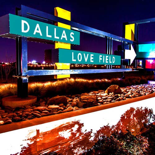 Love Field Sign Onderzetter voor wholesale door South Austin Gallery