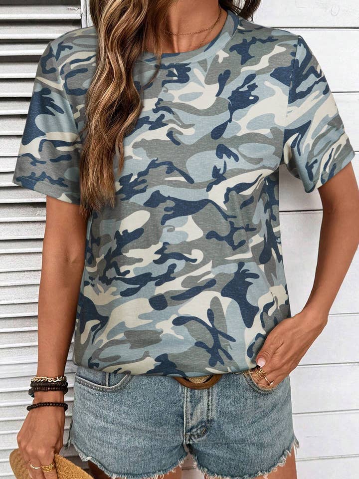 Grön T-shirt med kamouflagemönster och rund hals för wholesale av Shoppe247