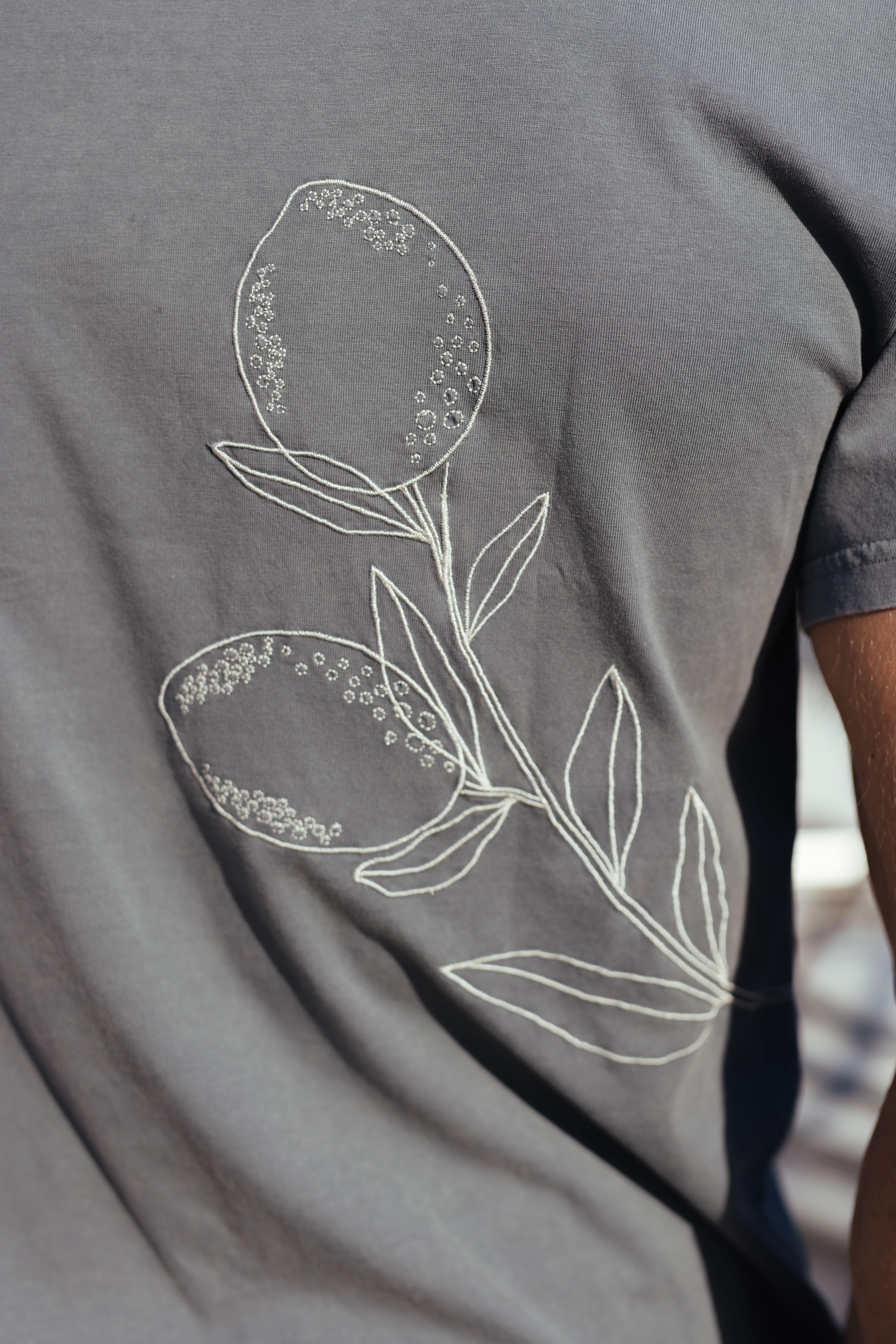 Calanque Swimwear - Wholesale T-Shirt - Men's - Men's grey cotton t-shirt2