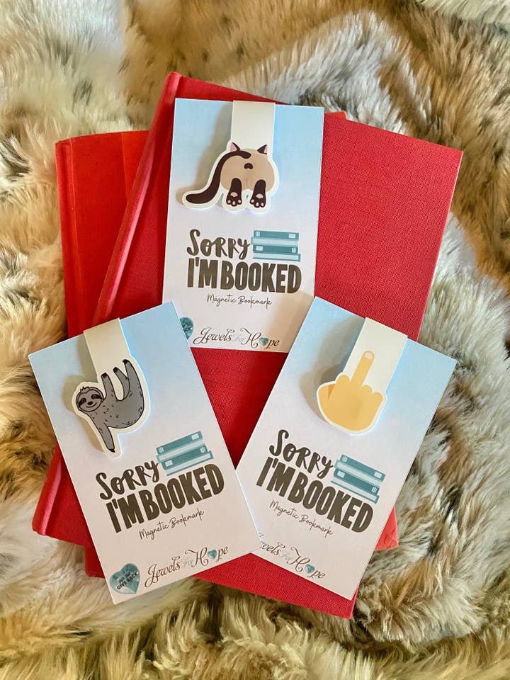 Divertenti segnalibri magnetici: gatto, bradipo, dito medio e molto altro ancora. per la vendita all'ingrosso da parte di Jewels For Hope