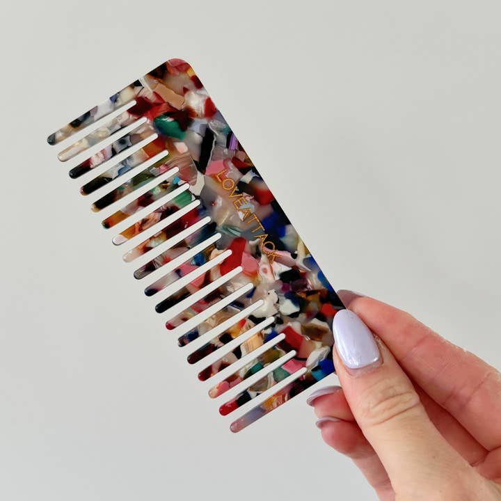 Love Attack – wholesale Hair brush/comb – Cellulose Acetate Wide Tooth Detangling Hair Combs