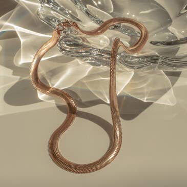 The Omega Chain por atacado de Milk and Rose