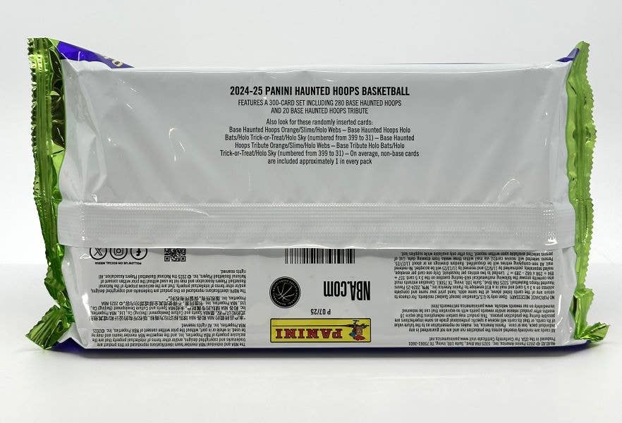 Wildwood Enterprises LLC - Wholesale Halloween Card - '24-25 Panini Haunted HOOPS NBA Basketball 40pk Treat Bundle2