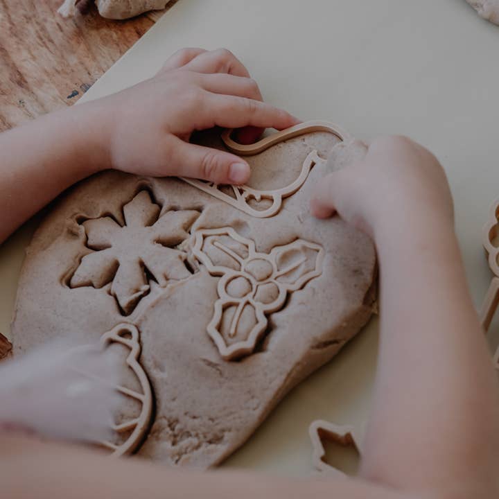 Kinfolk Pantry - Wholesale Toy Set - Kids - Christmas Holiday Cutter Set - Eco Playdough Tool5