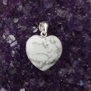 Shamans Crystal – Großhandel Individueller Charm/Anhänger – Herz-Anhänger aus Edelsteinen mit silberner Öse – Amethyst, Aventurin, Tigerauge & mehr6