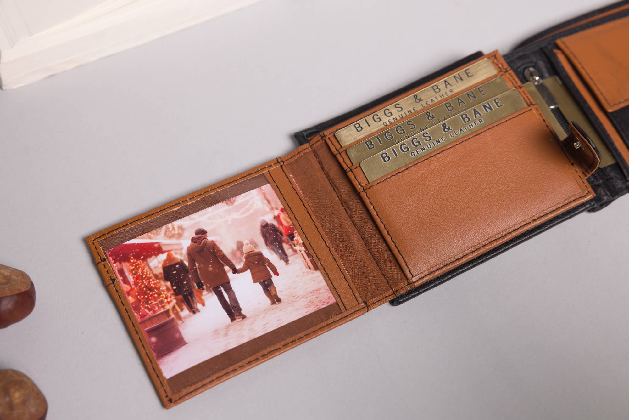 Redbrick – wholesale Wallet - Men’s – Biggs & Bane Large Capacity Men's Bifold Black & Tan Leather Wallet6