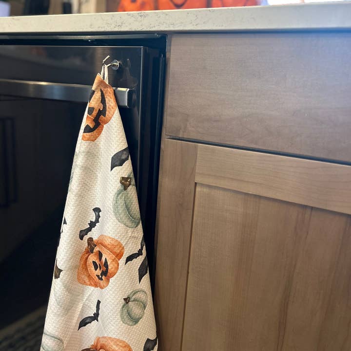 Berry Sweet Towels - Wholesale Tea Towel - Classic Halloween Microfiber Hand Towel Waffle-Weave 18x30"