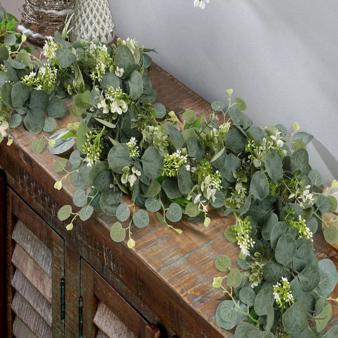 BRECK + FOX – wholesale Artificial flowers – Faux Eucalyptus Garland 2-Piece Set7