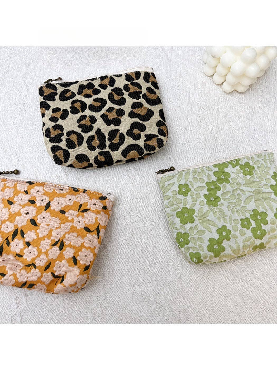 Funkyrel® Atzbranding Limited – Großhandel Geldbörse – Damen – Cosbai - Kleine Geldbörse mit Leoparden- & Blumenmuster6