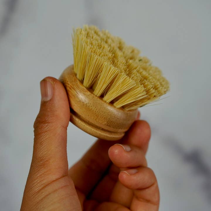 Refinement House - Wholesale Cleaning brush - Bamboo Dish Brush with Replaceable Head3