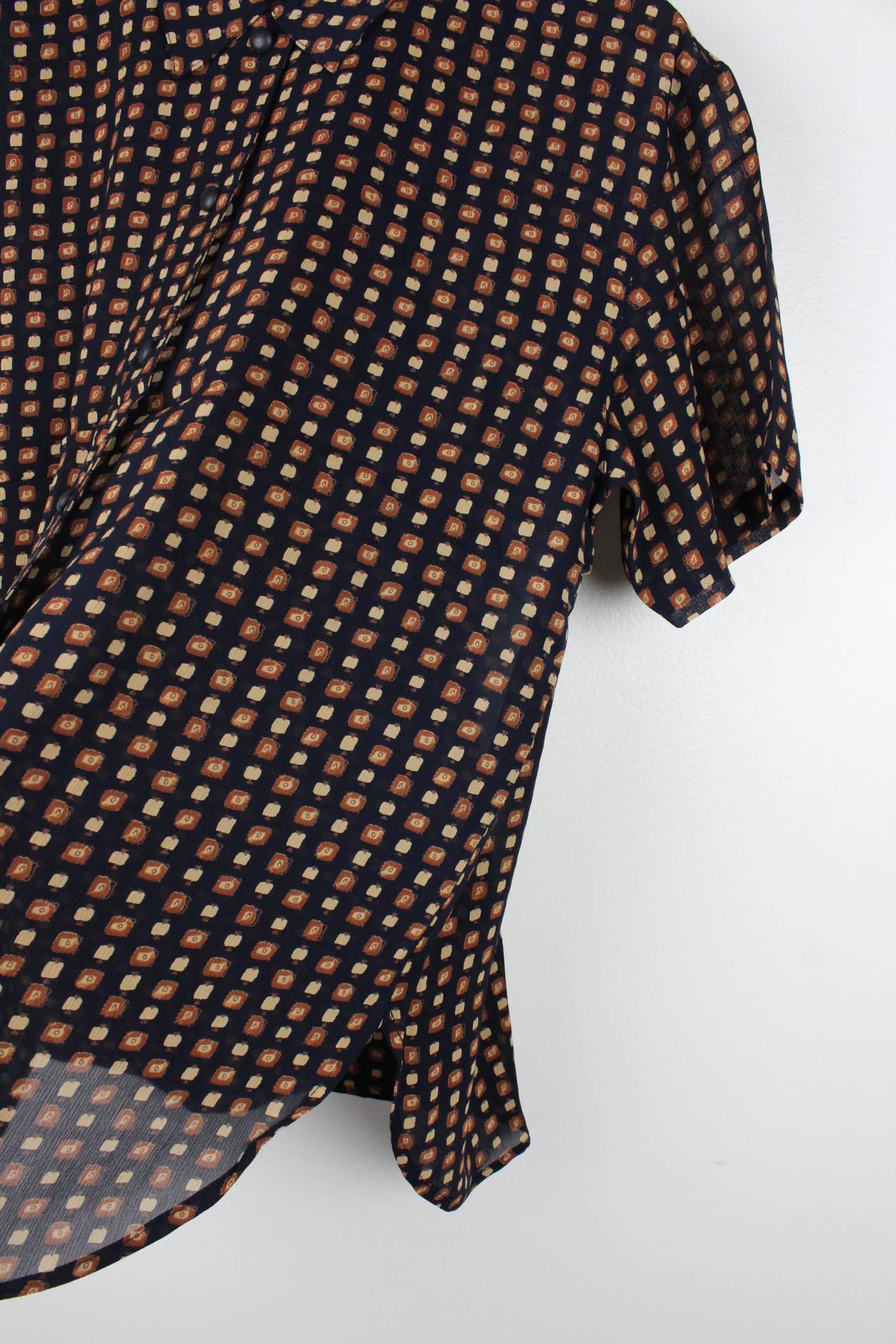 Sun's Out! - Wholesale Button Down Shirt - Women's - Vintage Short-Sleeve Button Up Blouse - Original Length22