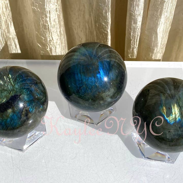 KayleeNYC - Wholesale Spiritual Stone/Crystal - 3-5 Pcs Natural Labradorite Sphere Crystal Ball Nice Quality