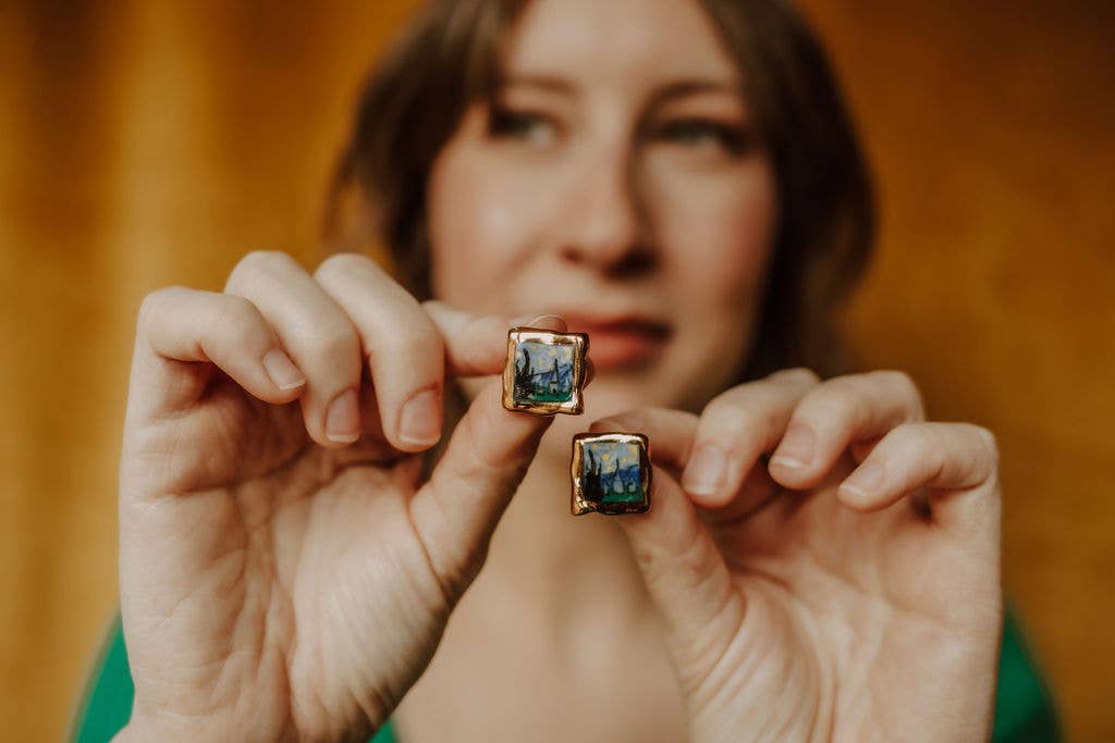 Crown & Heart – wholesale Stud/post earrings – Mini masterpiece studs22