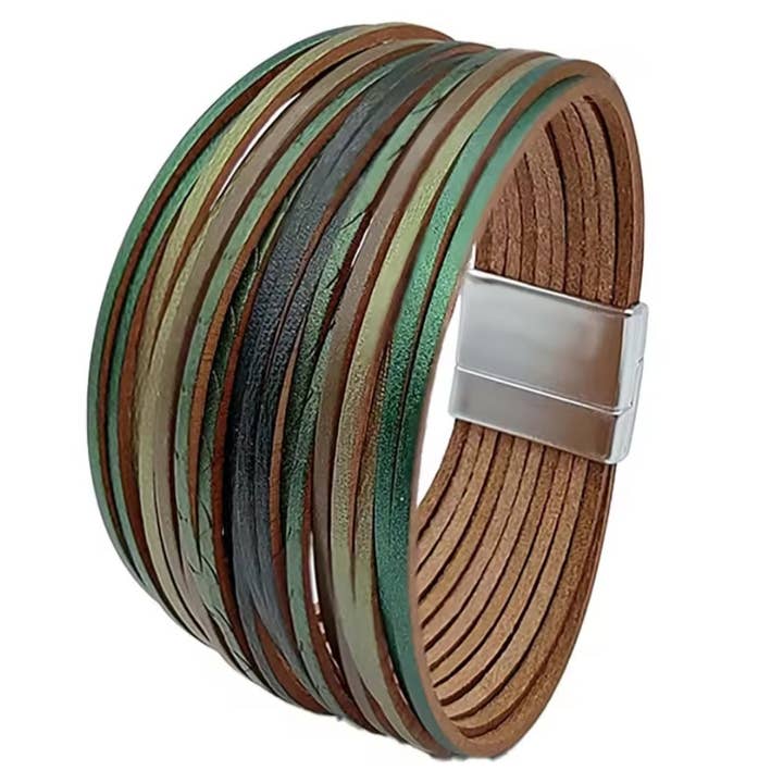 Bracelet large torsadé vert pour la vente par One of a Kind Club