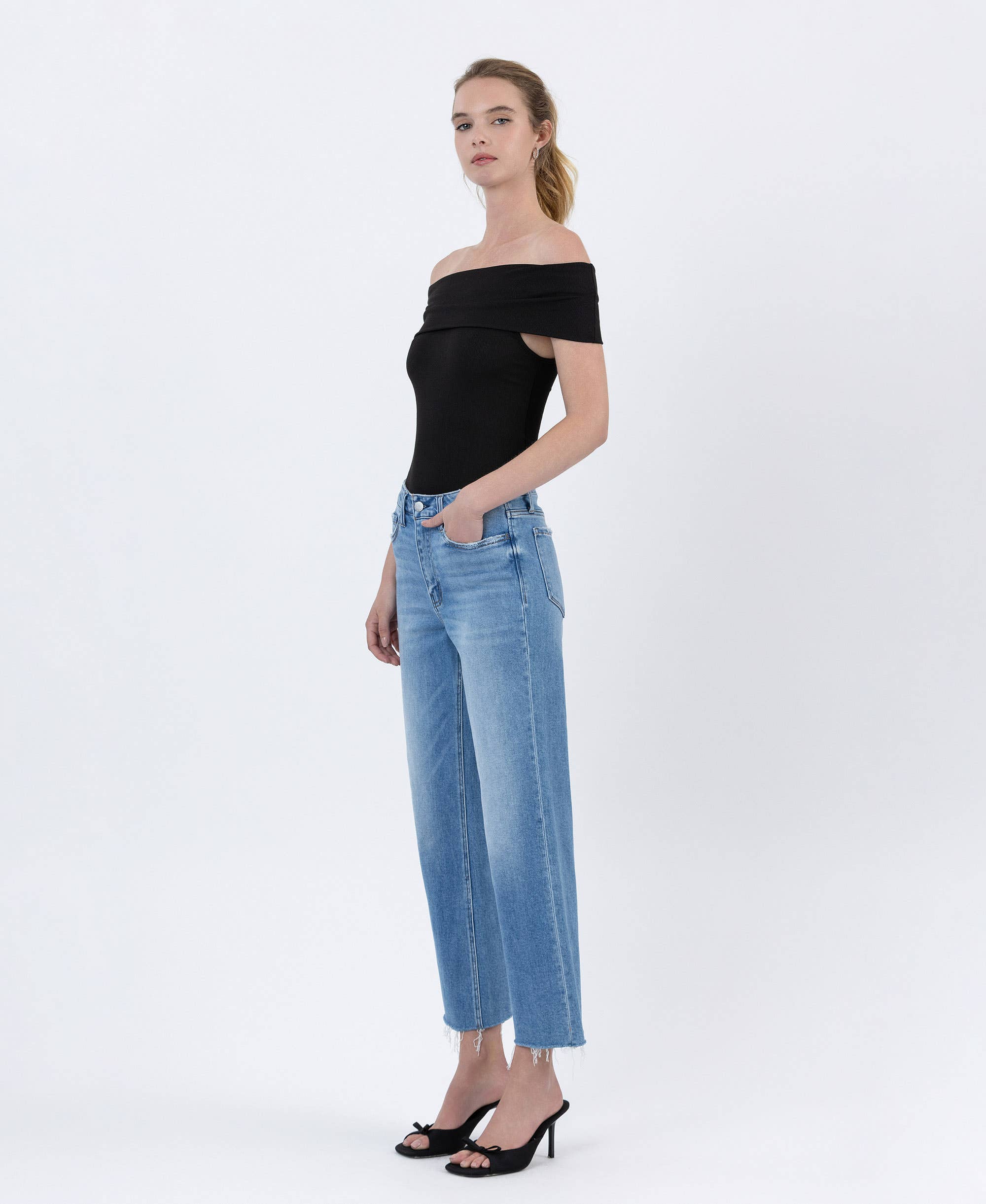 WELL BALANCED HIGH RISE RAW HEM CROP SLIM WIDE JEANS F6086 for wholesale on Faire8