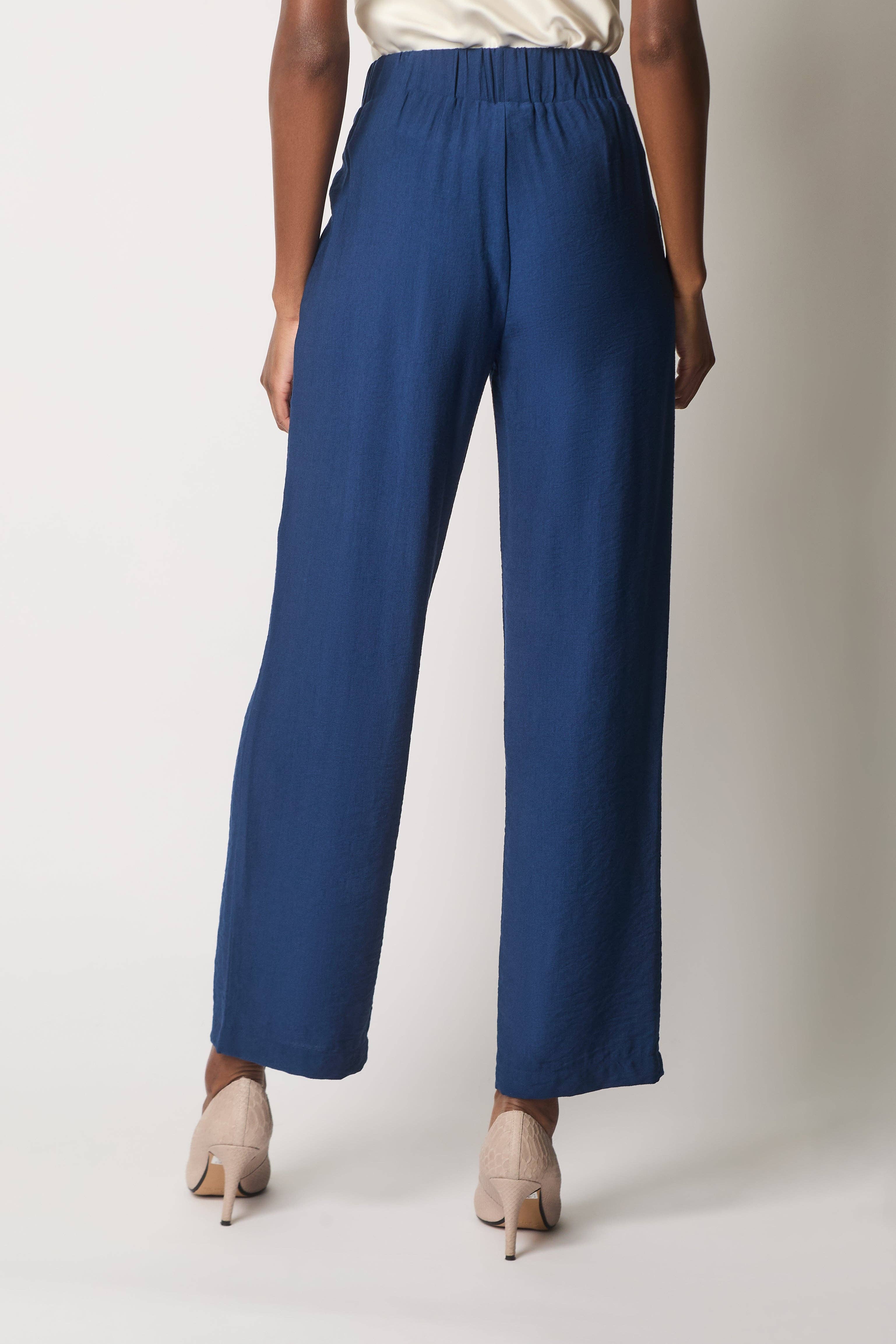 SOLO – wholesale Pants – Women's – High-Waisted Tailored Trousers - Navy3