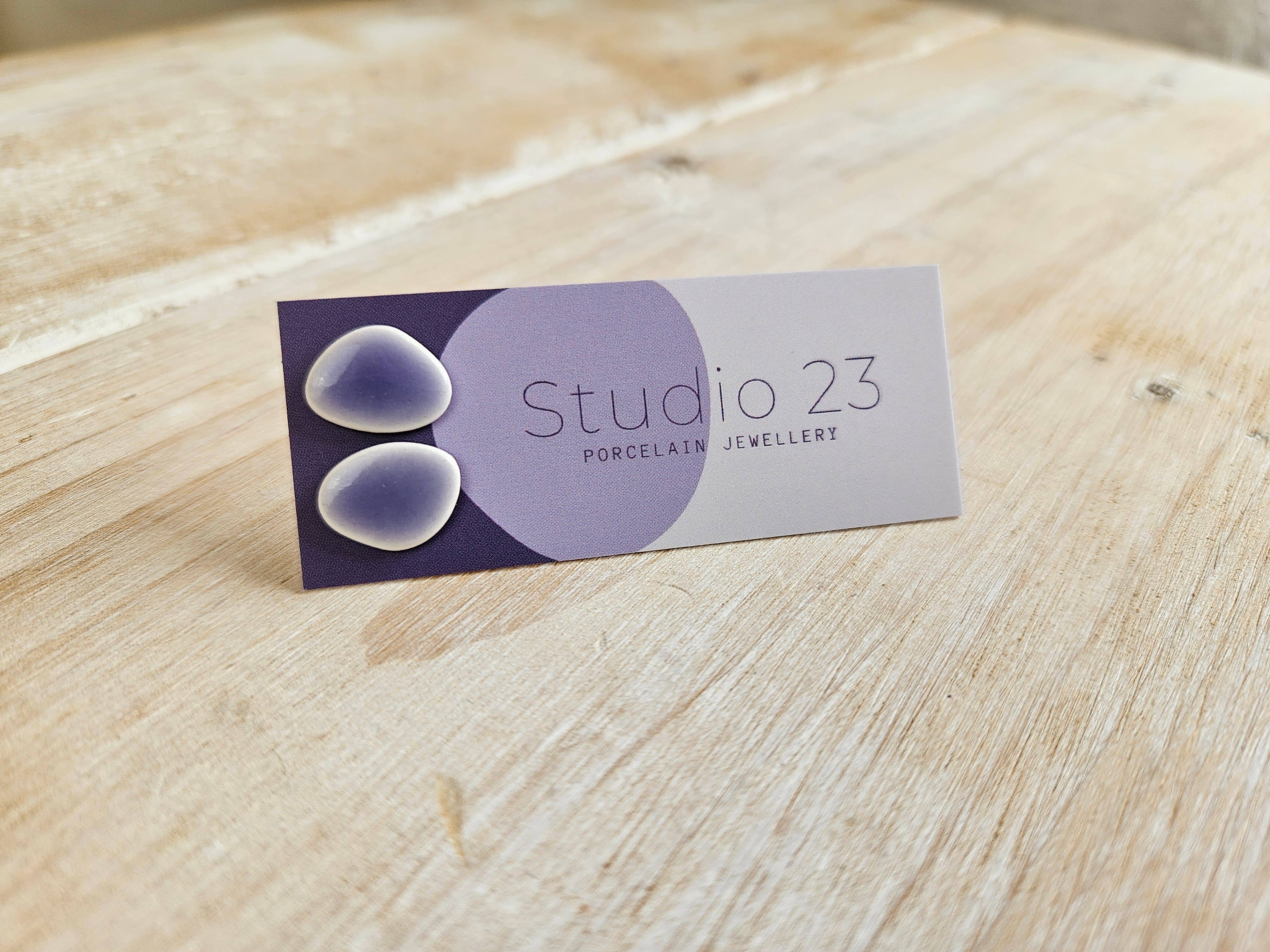 Studio 23 Ceramics - Vente Clous d'oreille - Paire de boucles d’oreilles clous en forme de galet1