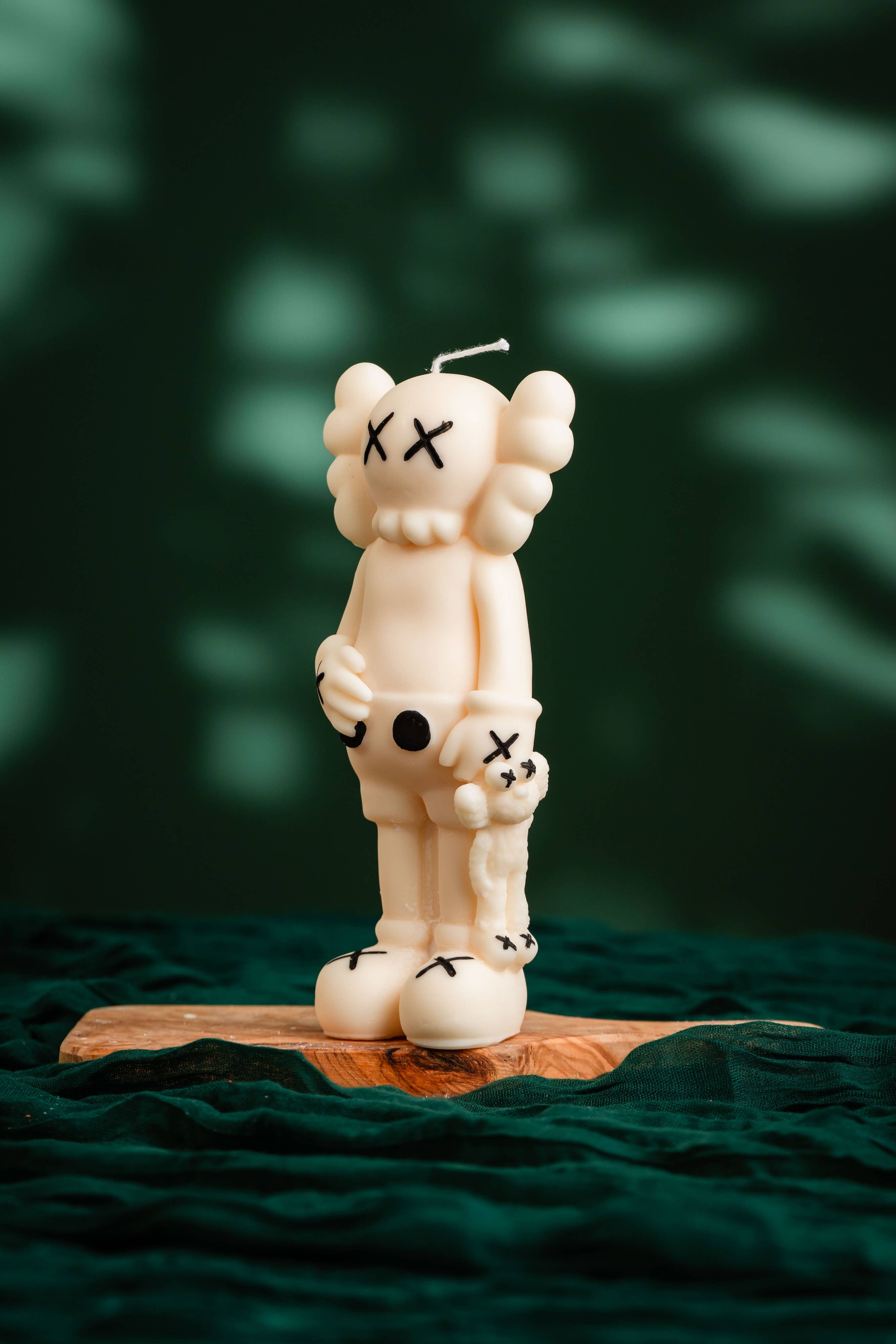 Allure CA – wholesale Novelty candle – KAWS Inspired Candle | Standing KAWS with Toy | Collector’s 0