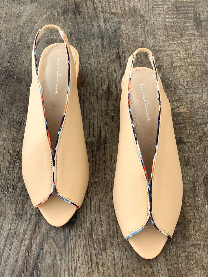 MARIA beige for wholesale by LUSITANAS