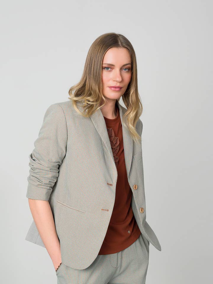 Semi-fitted short jacket in gingham seersucker for wholesale by Etiem