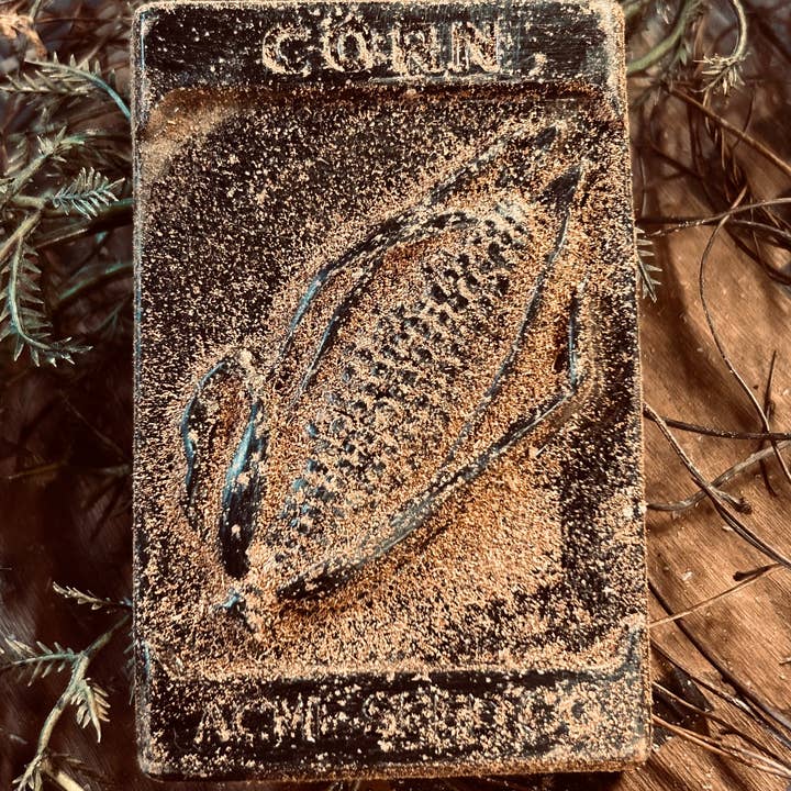 The Cranberry Cornstalk Co. – Großhandel Dekorative Platte/Teller/Schüssel – Primitive Corn Seed Packet Schüsselfüller6