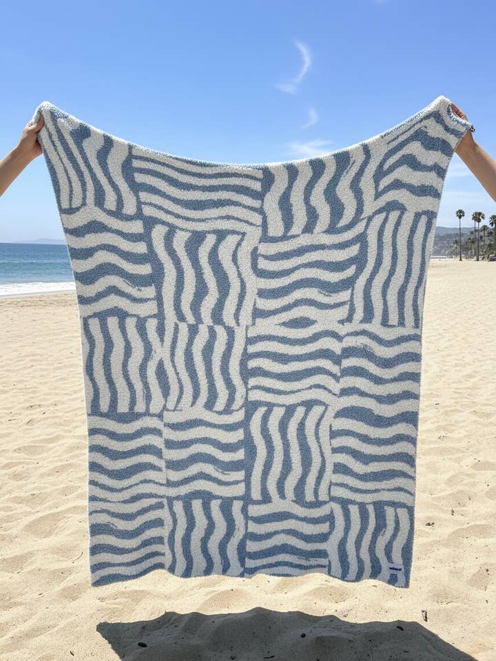 Shoreline Plush Throw - Slate Blue for wholesale by Sundream