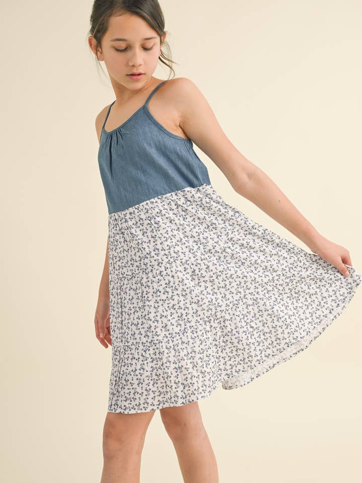 TWEEN KIDS & GIRLS, ABITO A STRATI, SENZA MANICHE, VESTIBILITÀ AMPIA (7-12 ANNI) per la vendita all'ingrosso da parte di heart and arrow