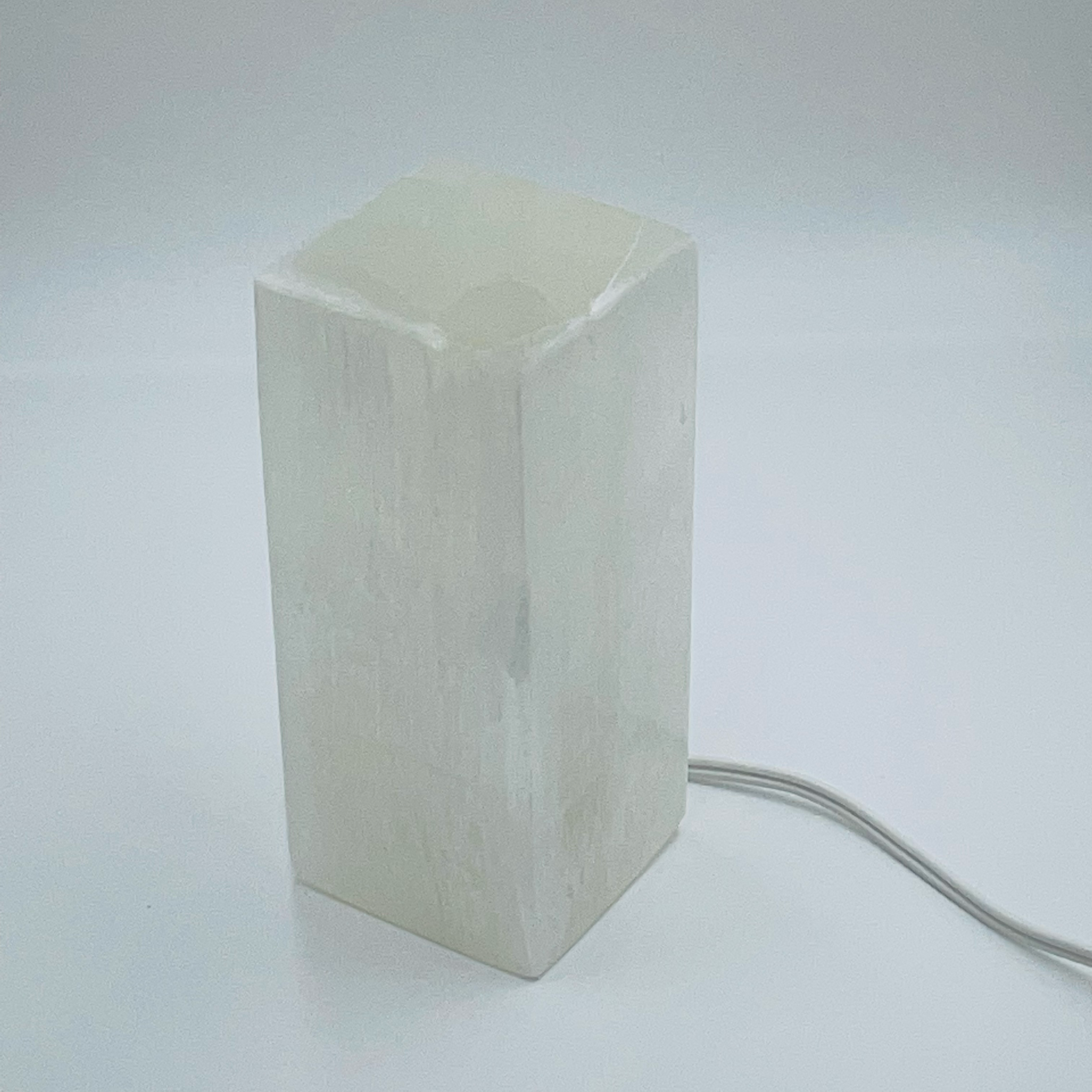 CuartoAstral - Wholesale Accent/Desk Lamp - Rectangular Selenite Crystal Lamp7