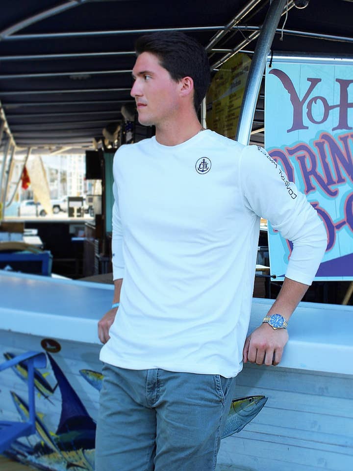 Coastal Waters Supply Company - Wholesale T-shirt – men's - Coastal Waters Crew Neck UPF 50 Sun Protection Tee- White4