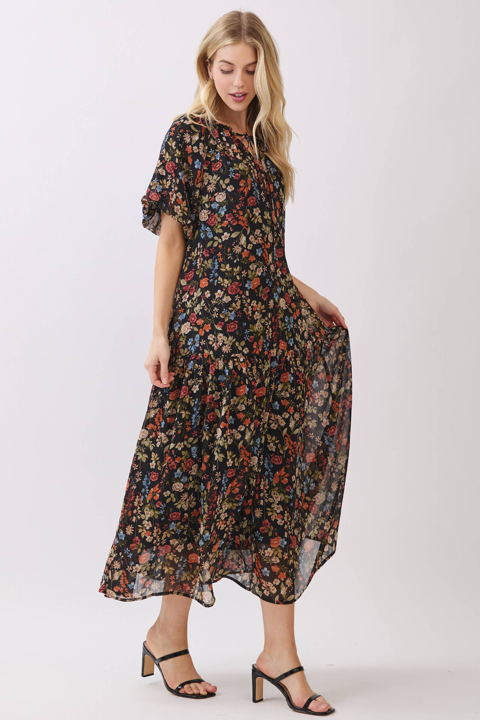 Calista - Wholesale Dress - Women's - BALLOON SLEEVE TIERED MIDI DRESS - VJD4290611