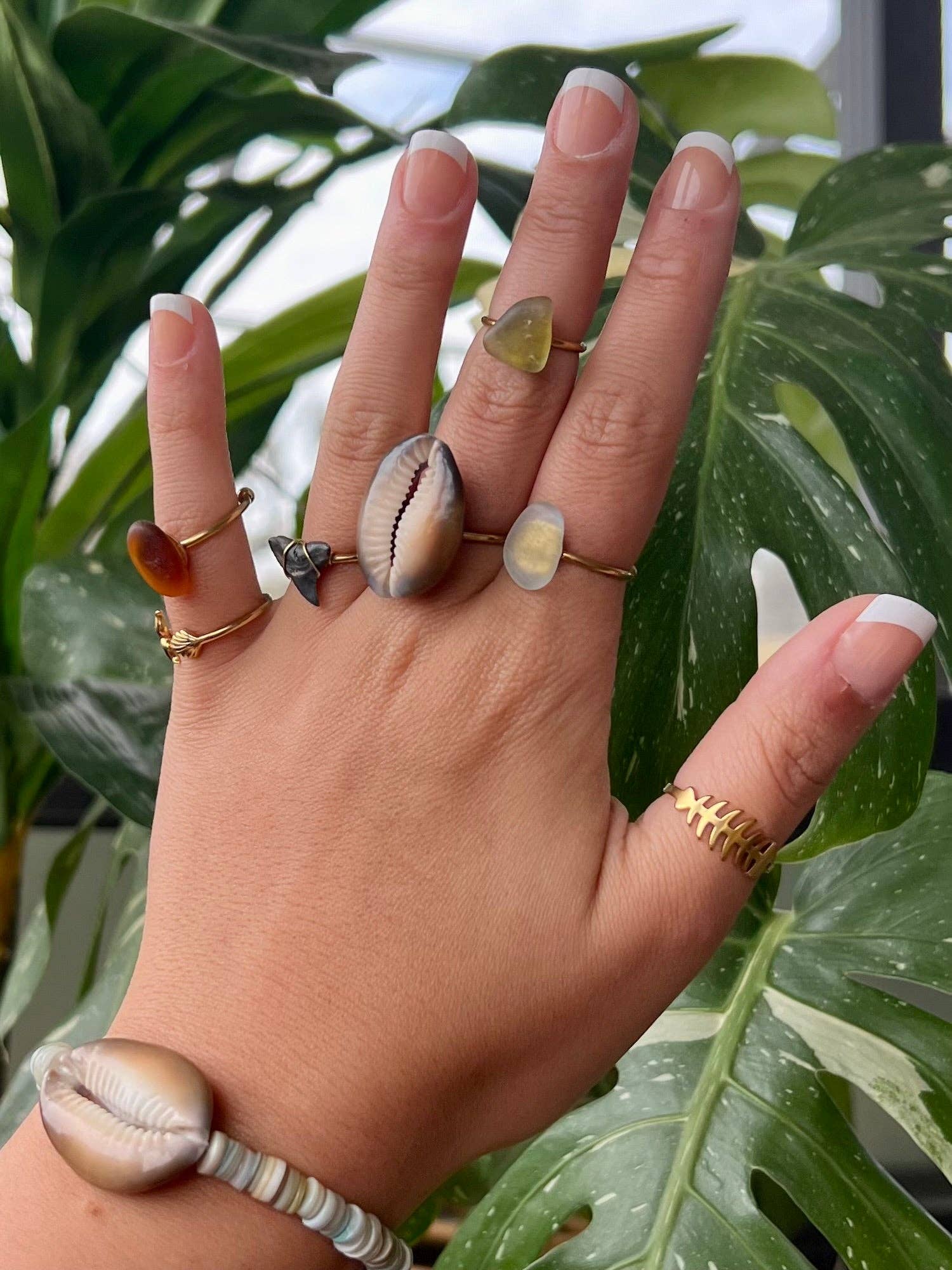 HALT - Wholesale Single Stone/Solitaire Ring - Gold Sea Glass Rings | Hawaiian Surfer Beach Jewelry4