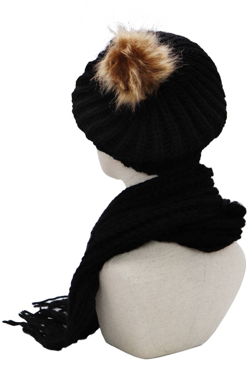 Cap Zone - Vendita all'ingrosso Berretto - Donna - Berretto e sciarpa lavorati a maglia grossa all'uncinetto, set da 2 pezzi2