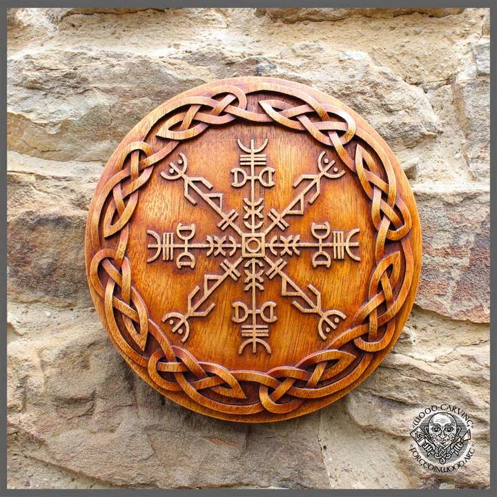 BLACK STAR - AMULETO RUNICO PER LA PROTEZIONE DELLA CASA E DELLA PERSONA per la vendita all'ingrosso da parte di Forged In Wood