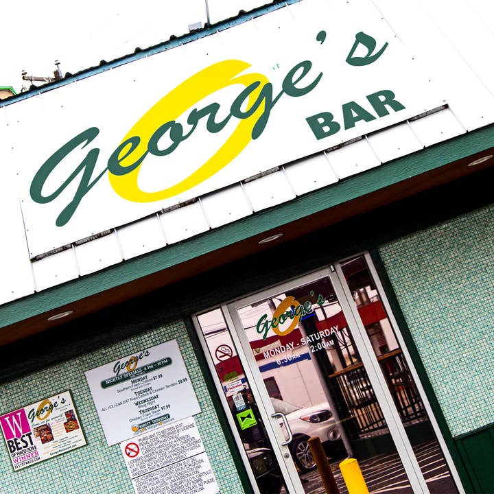 George's Restaurant Bar et Dessous de verre traiteur pour la vente par South Austin Gallery
