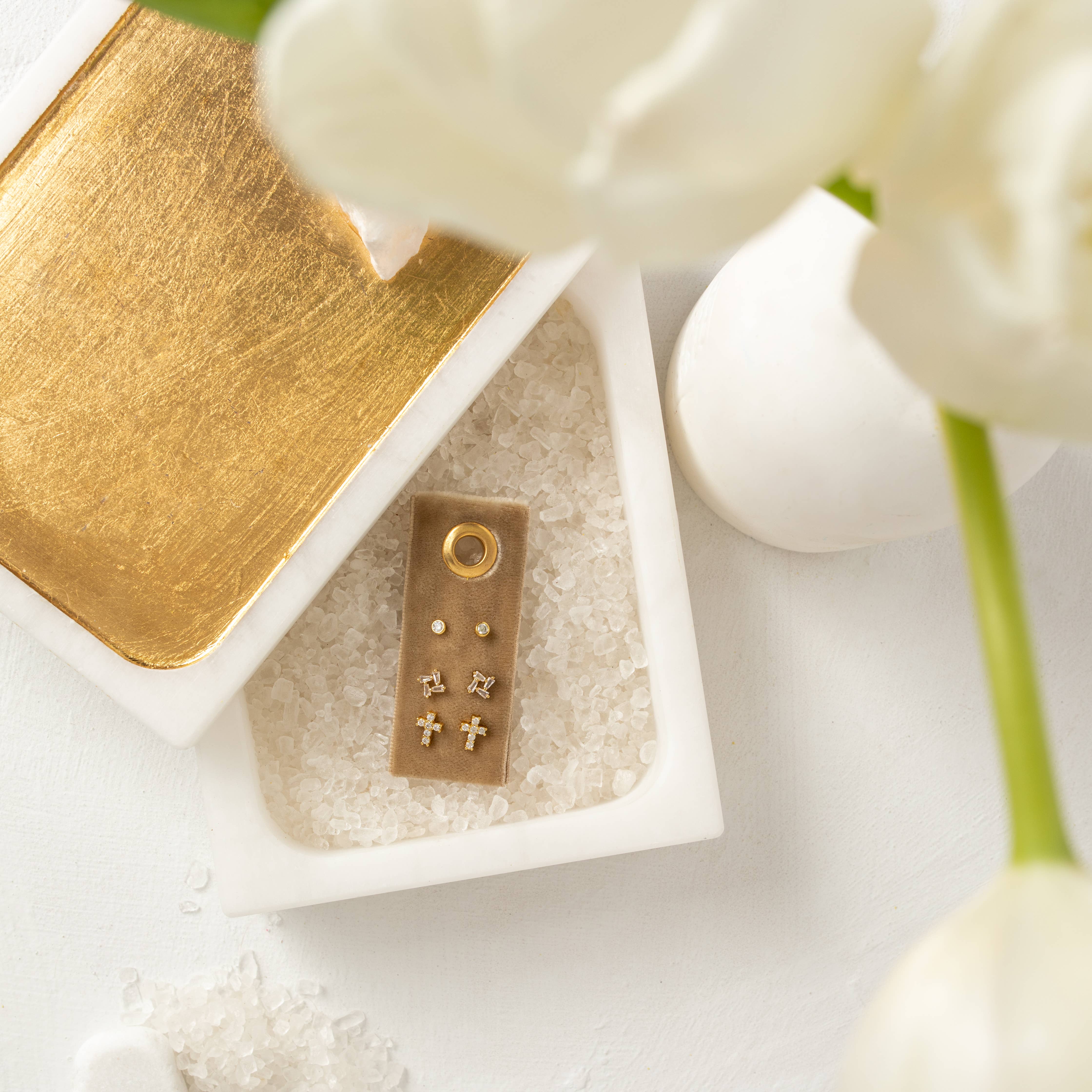 Splendid Iris - Wholesale Jewelry Set - Cross Velvet Stud Gift Set2