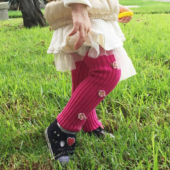 Wrapables.com - Wholesale Costume - Kids - Wrapables Children's Flower Fairy Costume Leg Warmers