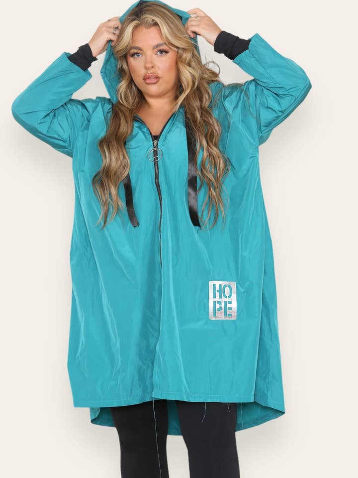 Miss Bold - Wholesale Raincoat - Women's - Oversized Hooded Rain Mac37